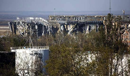 Киев заявил об участии российского спецназа в штурме аэропорта Донецка