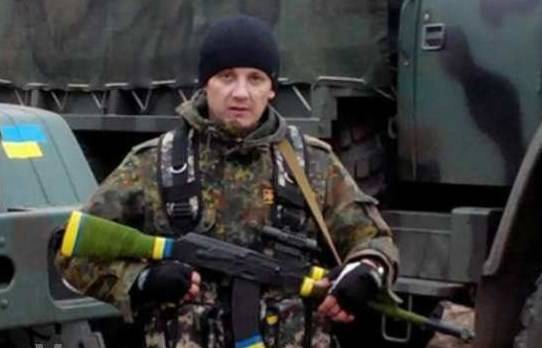 Украинские нацгвардейцы подорвались на фугасе неподалеку от Луганска Украинские нацгвардейцы подорвались на фугасе неподалеку от Луганска