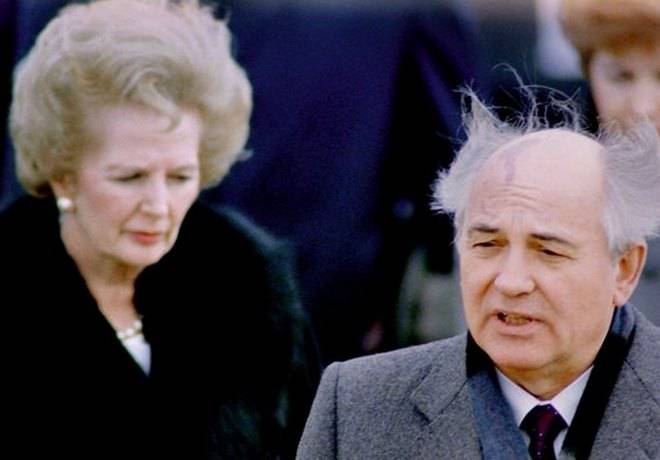 Daily Mail: Тэтчер интересовалась химоружием, а жена Горбачева – картошкой