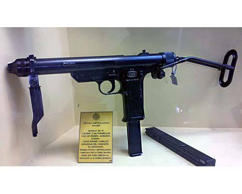 Пистолет-пулемет Mauser MP-57