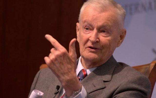 Бжезинский: НАТО ничего хорошего не даст Украине