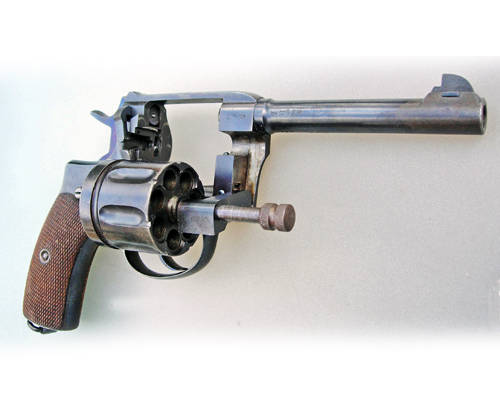 Револьвер Nagant Mle.1910