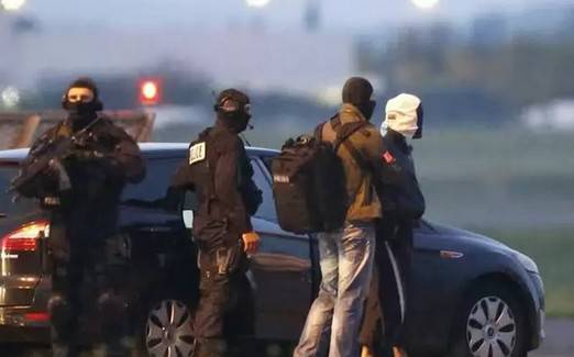 Французские джихади ISIS просятся домой