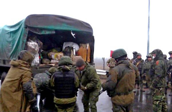 Каратели попытались провезти оружие в аэропорт на «Урале» с продуктами
