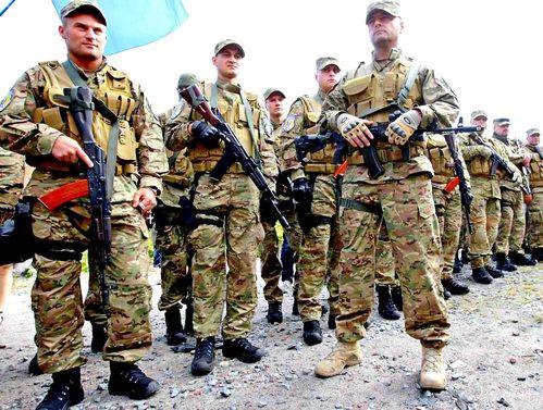 Почему боевики Коломойского объявили войну Гуманитарному штабу Ахметова?