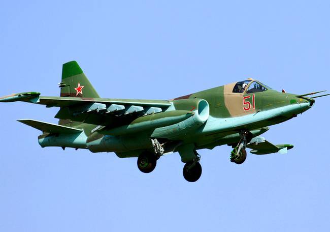 Пятерка новейших Су-25СМ переброшена на авиабазу «Кант» в Киргизии