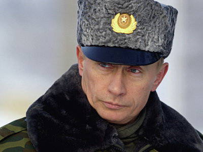 Путин побеждает в украинской войне на три фронта