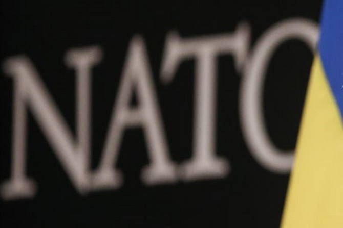 Украина запросила дополнительную военную помощь у партнёров по НАТО Украина запросила дополнительную военную помощь у партнёров по НАТО