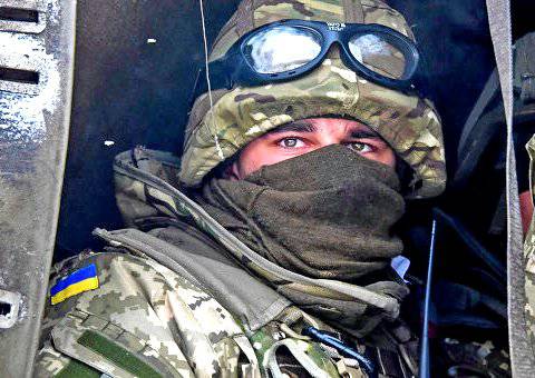 Украинских силовиков выдавливают из донецкого аэропорта