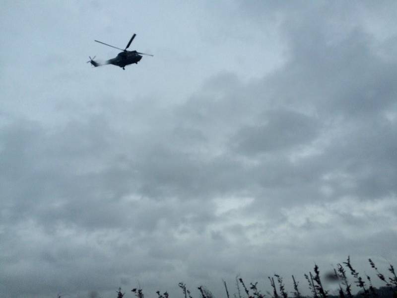 В небе над Парижем появились военные вертолеты