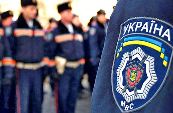 Тысяча милиционеров Днепропетровщины уволены за отказ ехать на АТО