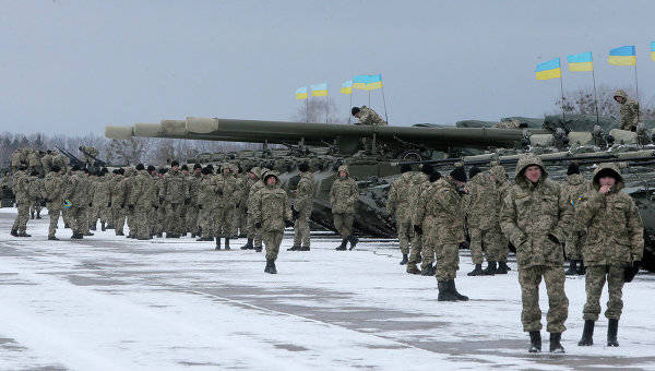 Украинские военные не понимают, куда исчезают «армейские деньги»