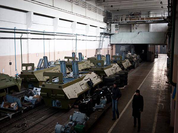Ремонт военной техники на Киевском бронетанковом заводе