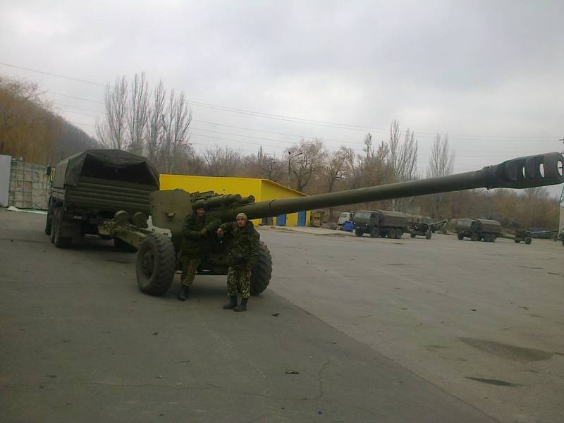 Силы ополчения вновь стягивают тяжелую артиллерию в Донецк