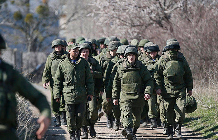 Контрактники армии РФ в Крыму пройдут курс выживания по новой программе