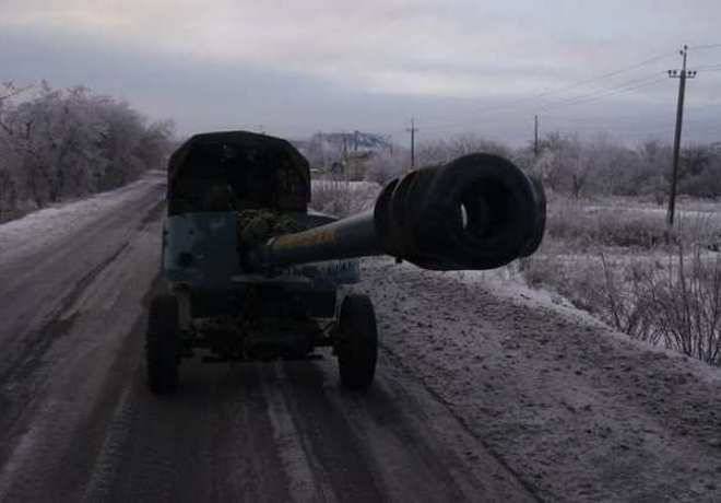Дебальцево: к бойцам армии ДНР пришло подкрепление, к ВСУ подмога прорваться не смогла