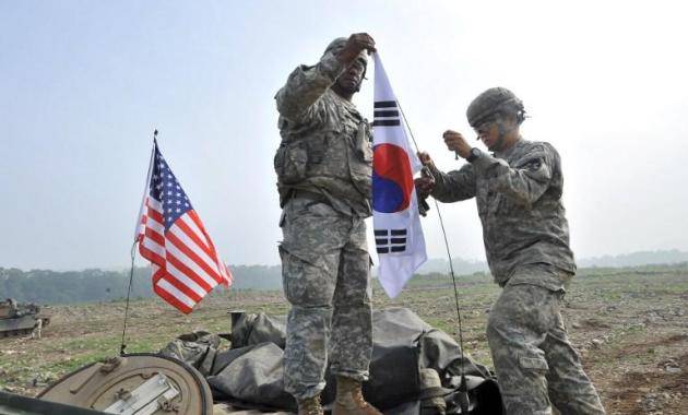 Республика Корея и США продолжат проведение совместных военных маневров