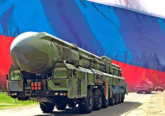 Россия опять прячется под "ядерный зонтик"