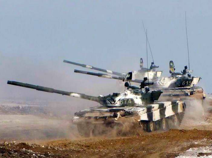 Армия Новороссии начала танковое наступление на Мариуполь