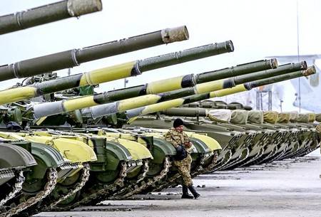 В Киеве фантазируют о создании собственного «мини-НАТО»