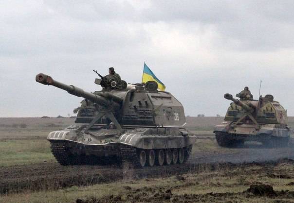 В Николаеве началась паника из-за звуков взрывов В Николаеве началась паника из-за звуков взрывов