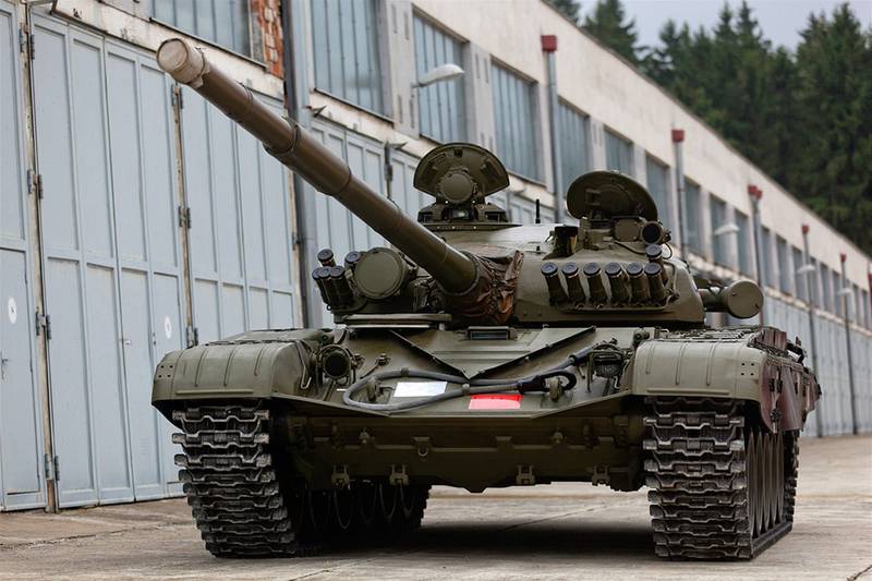 Чешские танки Т-72 на консервации