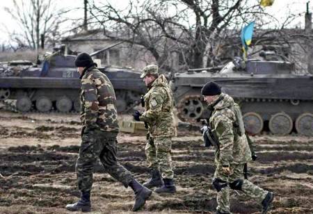 На Дебальцево надвигается катастрофа На Дебальцево надвигается катастрофа