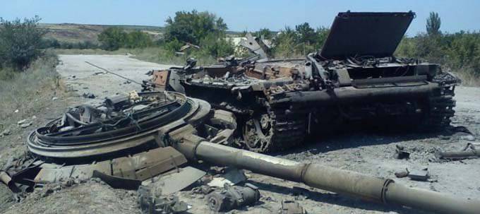 Донбасс превратился в кладбище танков ВСУ: башни вырваны, корпуса разорваны