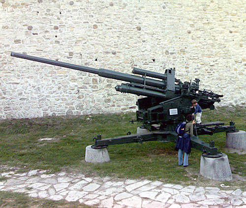 Тяжелая 128-мм зенитная пушка «Флак 40»
