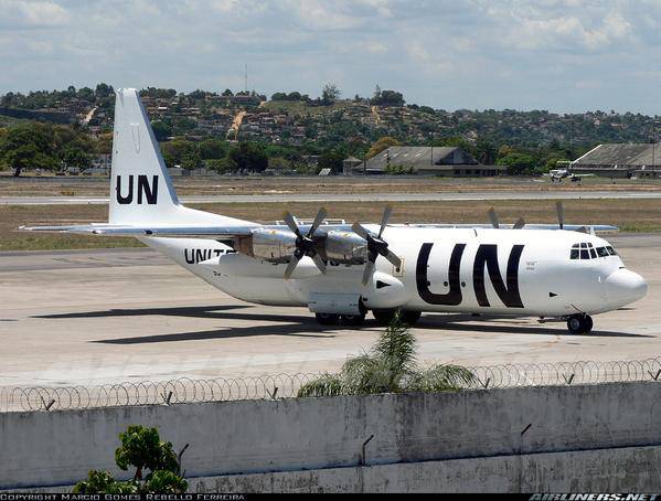 В Сомали разбился военно-транспортный самолет C-130 ООН