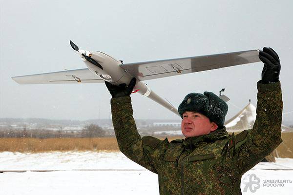 В Кубинке покажут новые беспилотники «Форпост» и «Горизонт» В Кубинке покажут новые беспилотники «Форпост» и «Горизонт»