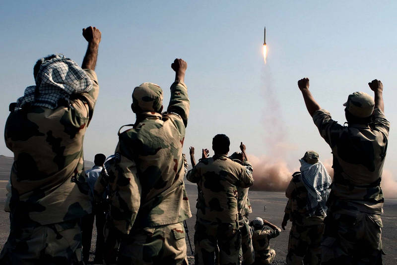 В Иране официально представили новую крылатую ракету Soumar