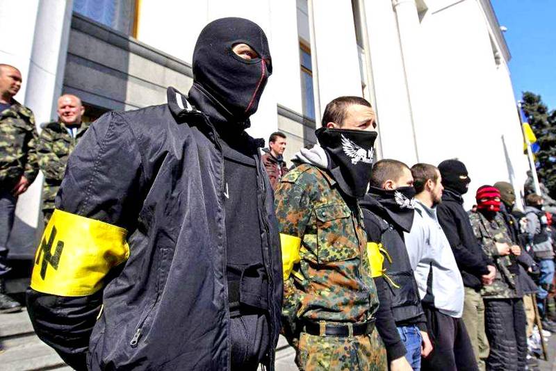 Ярош выступил против «оккупантов» из Киева: что ждёт «Правый сектор»?