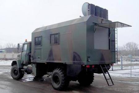 Украинские силовики на смену подбитым БТР и БРДМ получают автоклубы