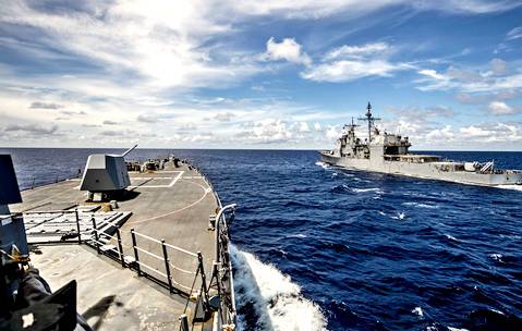 В Черное море стягиваются корабли НАТО: Россия уже готовит «тёплый приём»