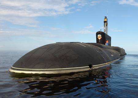Россия возобновляет глобальное подводное патрулирование Россия возобновляет глобальное подводное патрулирование