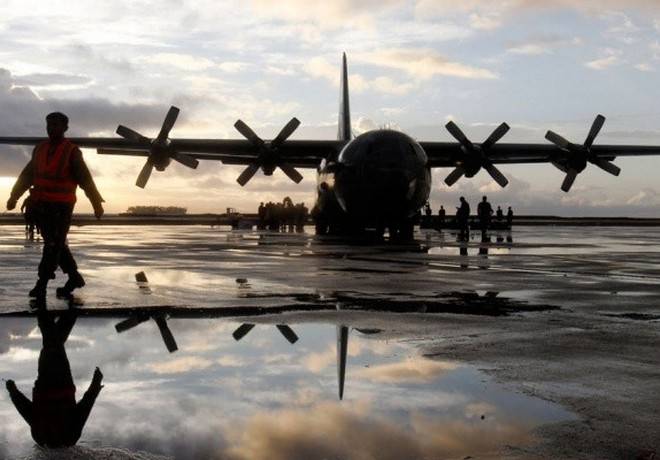 Самолёты НАТО начали массовую доставку оружия в аэропорт Днепропетровска