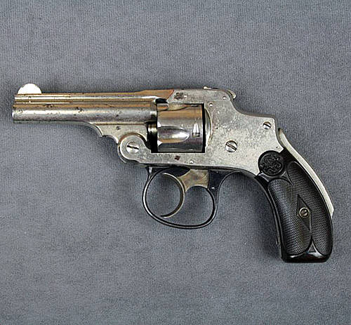 Револьвер Smith & Wesson .38 Safety