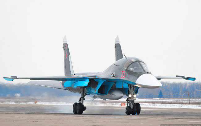 Более ста бомбардировщиков Су-34 будет изготовлено для замены Су-24