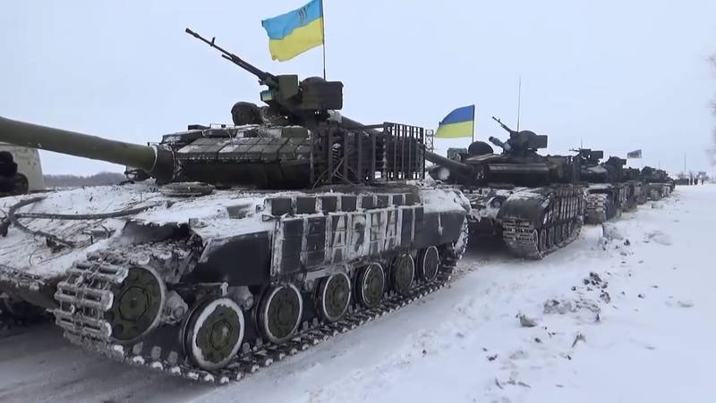 Киев сообщил об окончательном отказе от полного отвода техники из Донбасса