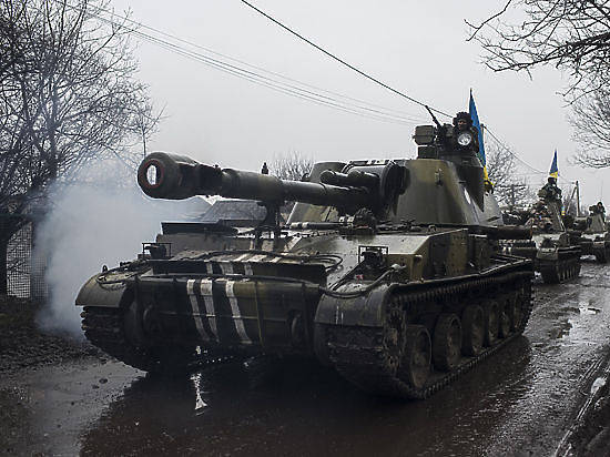 Украинские военные ведут прицельный огонь из оружия, которое якобы уже отвели Украинские военные ведут прицельный огонь из оружия, которое якобы уже отвели