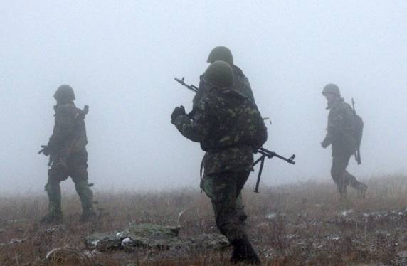 Перемирие в Донбассе: в прифронтовой зоне ДНР орудуют «кочевые банды»