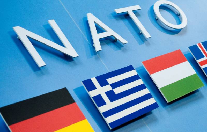Поворот Греции и Турции в сторону России может подорвать обороноспособность НАТО