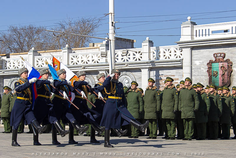 Церемония вручения Боевого знамени в Евпатории