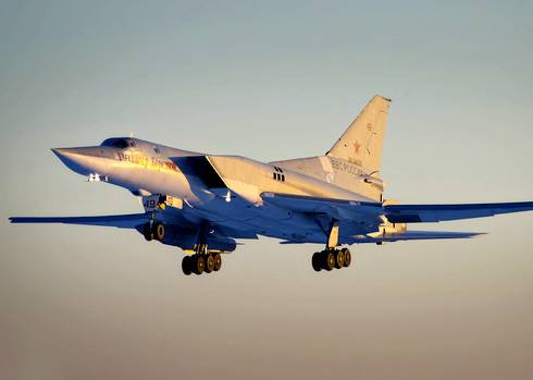 Экипажи Дальней авиации осваивают модернизированный ракетоносец Ту-22М-3