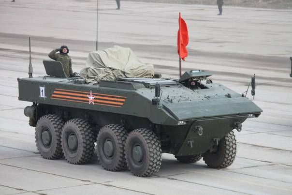 Новейшие российские бронетранспортеры «Бумеранг» комплектуются белорусскими шинами