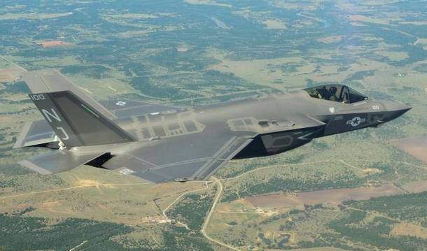 Проект американского истребителя F-35 столкнулся с очередными проблемами
