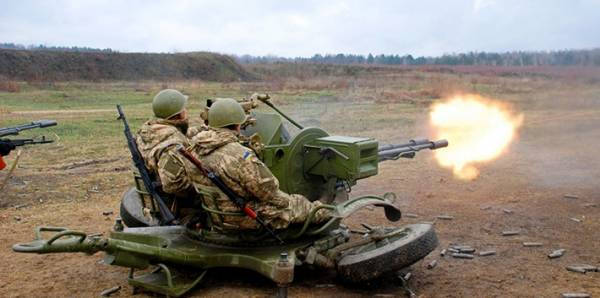 Киевские силовики приближаются к Донецку
