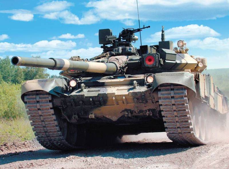 НАТО обвинил Россию в поставках ополченцам танков Т-90