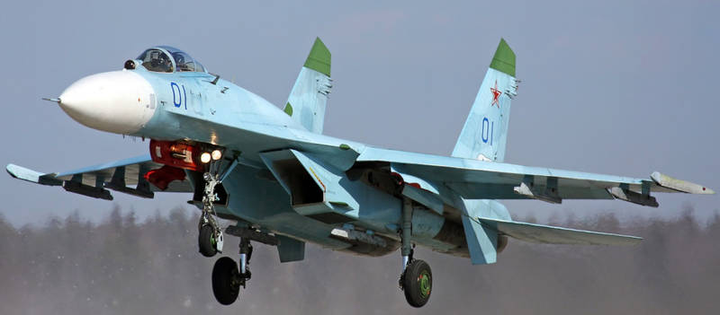 Самолет Су-27 и вертолет Ми-8Т станут экспонатами выставки на ВДНХ